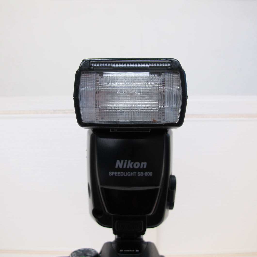 Nikon Speedlight SB-800 flash
